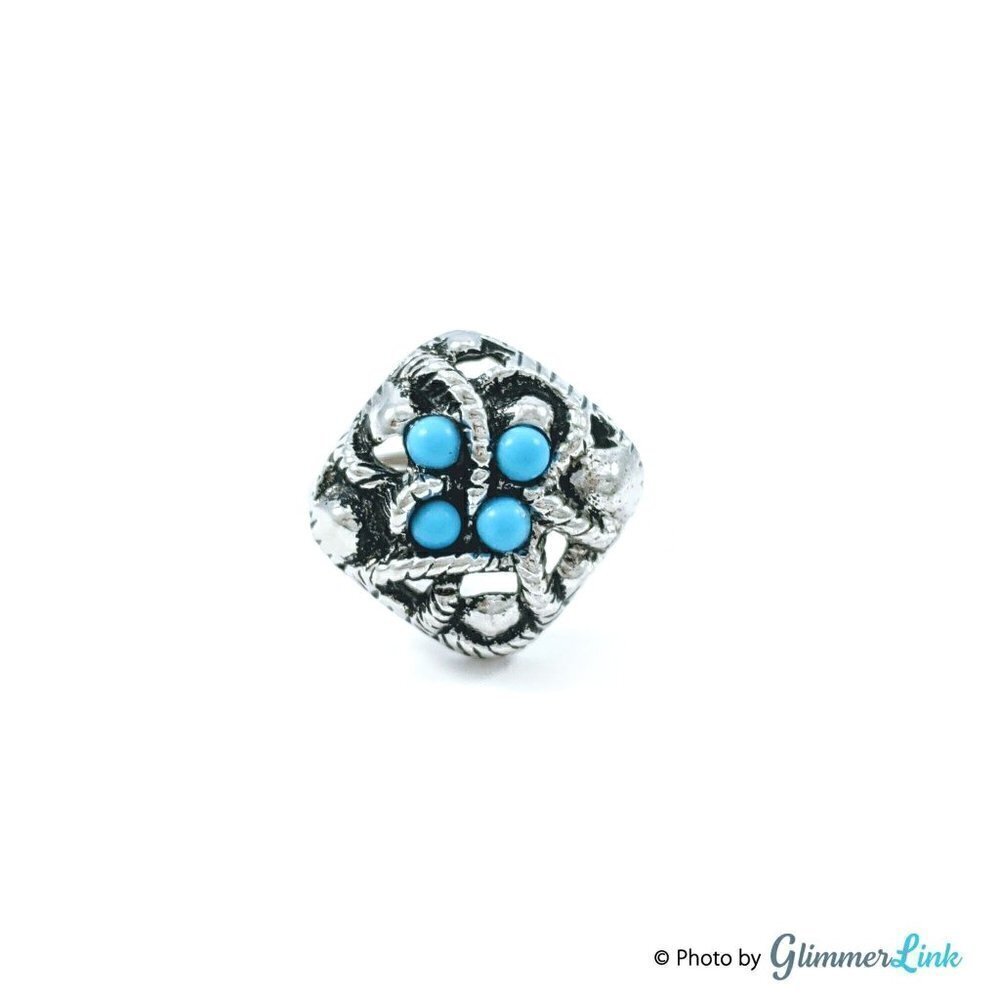Vintage 1970s Avon Sierra Silver Tone & Faux Turquoise Ring